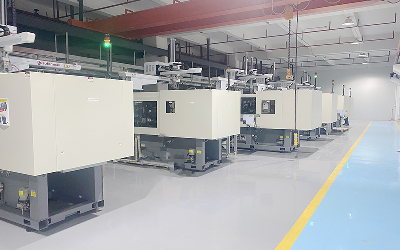 精密注塑機(jī),精密注塑加工廠 2.jpg